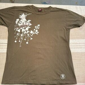 An exclusive tee acquired from artist Ryan McGinness at an art event. Size L